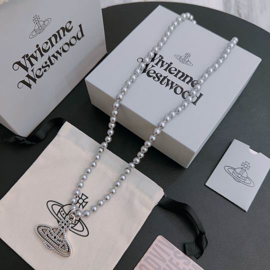 Vivienne Westwood necklace 12lyh96
